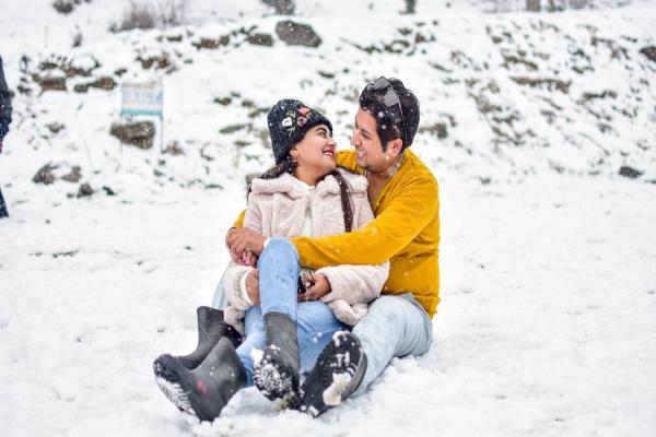 Manali Honeymoon Package 2 Nights / 3 Days with Volvo